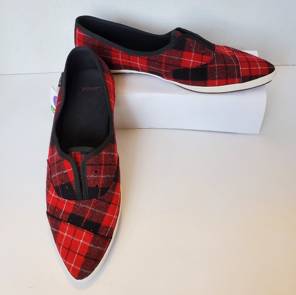 NWT Sanuk Kat Paw TX Plaid Pointed Toe Flats - Picture 2 of 12